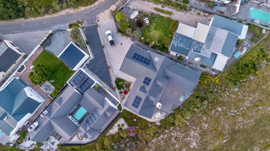4 Bedroom Property for Sale in Grotto Bay Western Cape